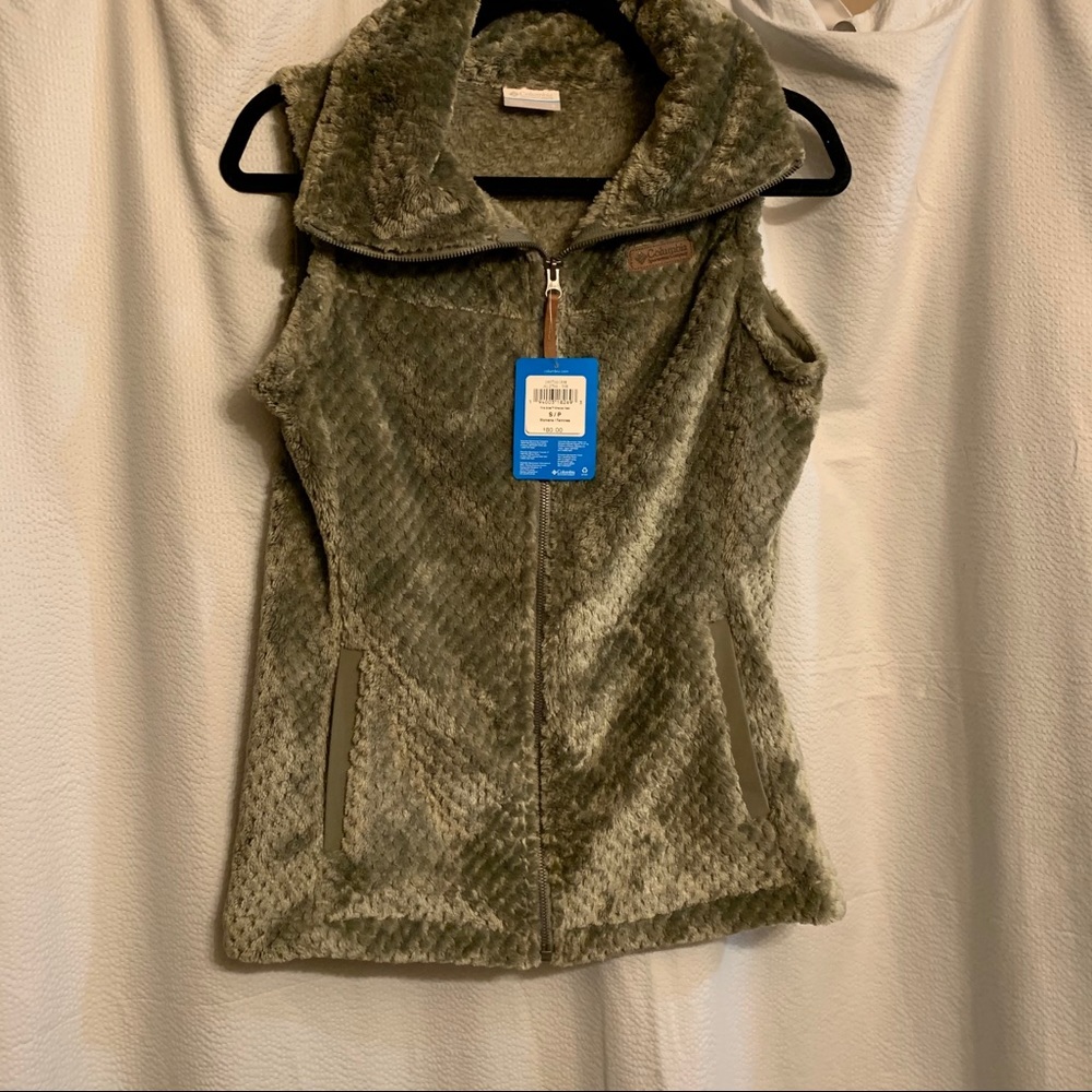 NWT Columbia Fire Side Sherpa Vest